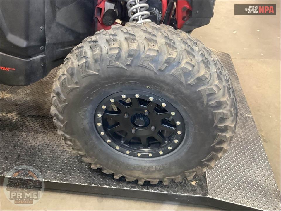 2018 Can-Am MAVERICK X3 X RS TURBO R — фото 14