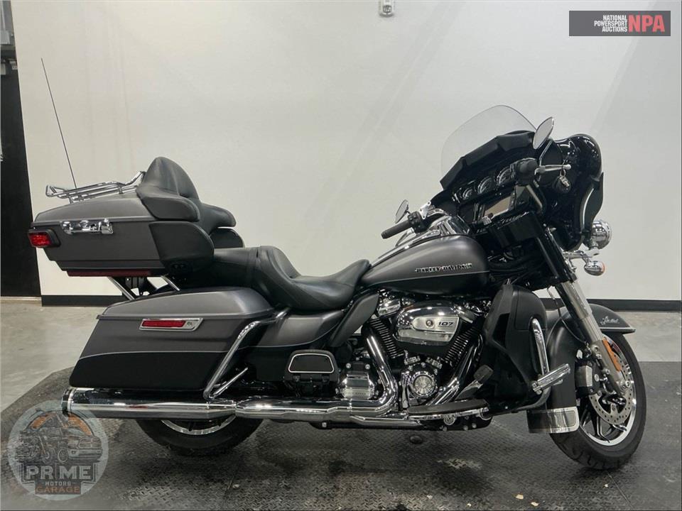 2017 Harley-Davidson FLHTK ULTRA LIMITED — фото 1