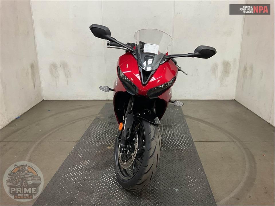 2025 Triumph DAYTONA 660 — фото 2