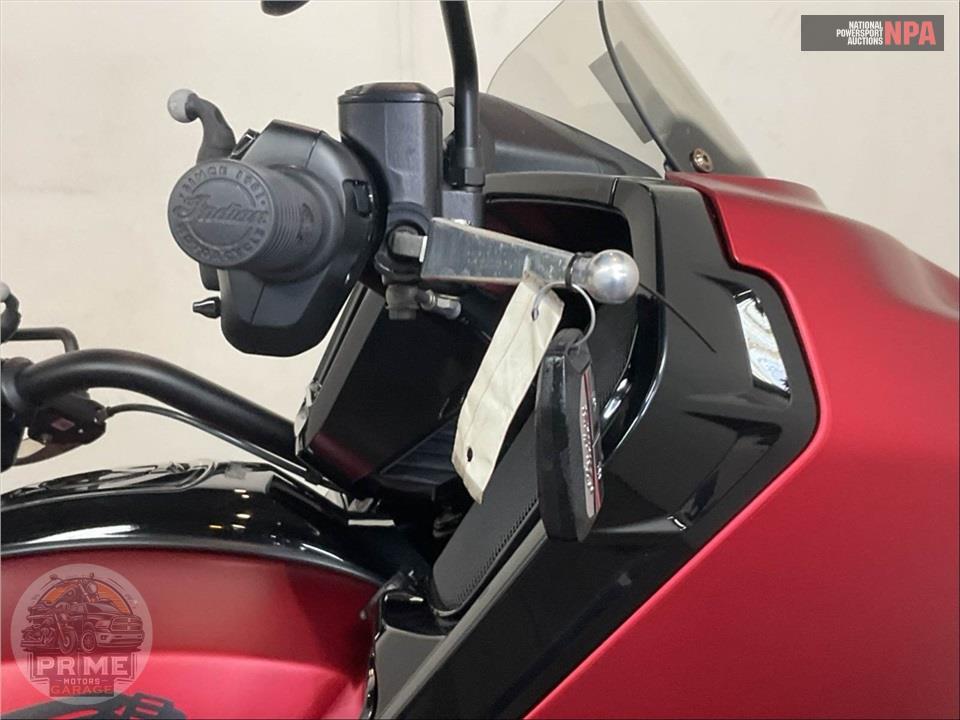 2024 Indian Motorcycle CHALLENGER DARK HORSE W/AUDIO (RED) — фото 10