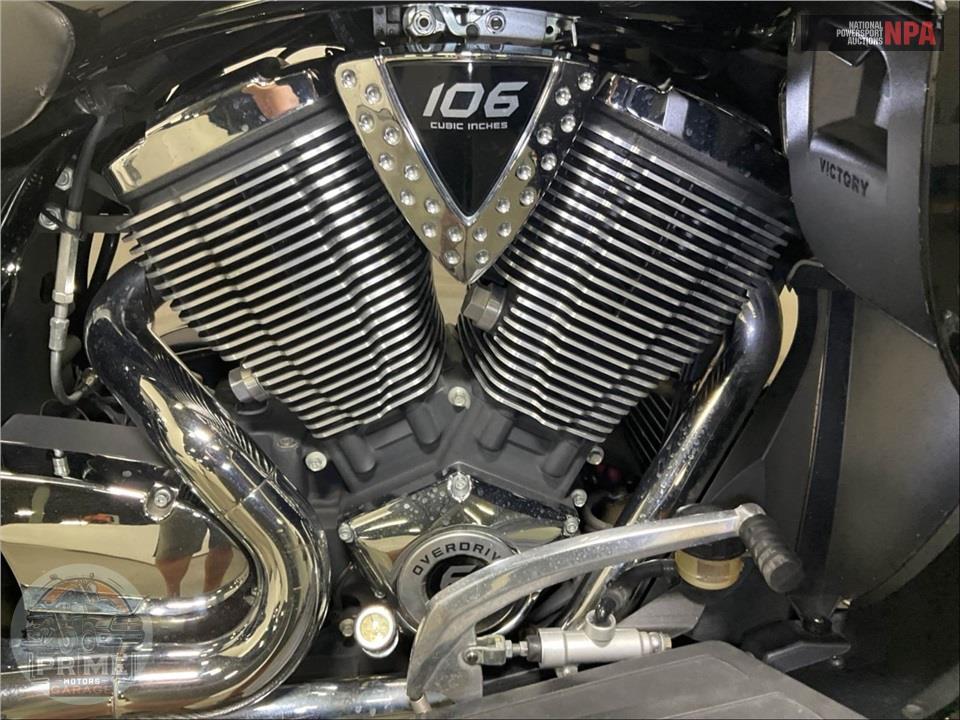 2013 Victory Motorcycles CROSS COUNTRY TOURING — фото 6