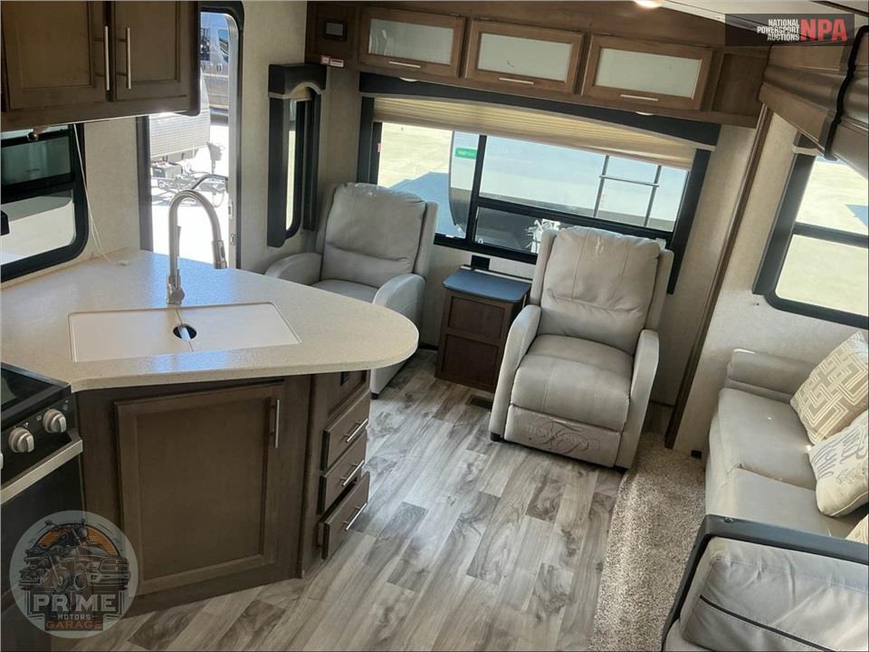2019 Keystone Rv M-29 RLD - COUGAR SERIES — фото 7