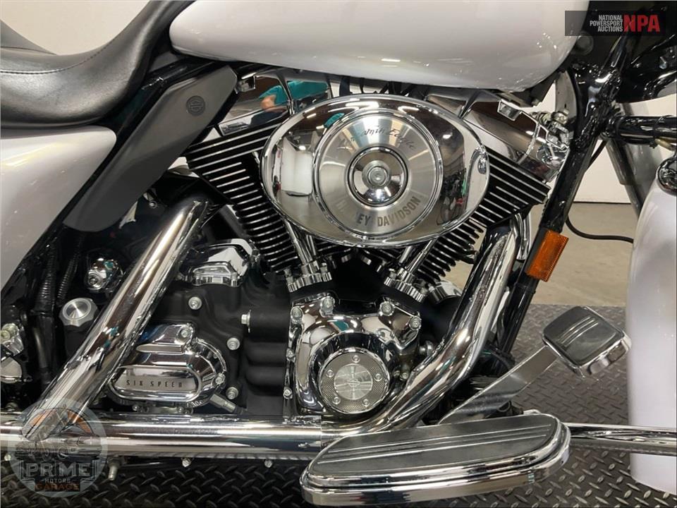 2008 Harley-Davidson FLHX STREET GLIDE — фото 6