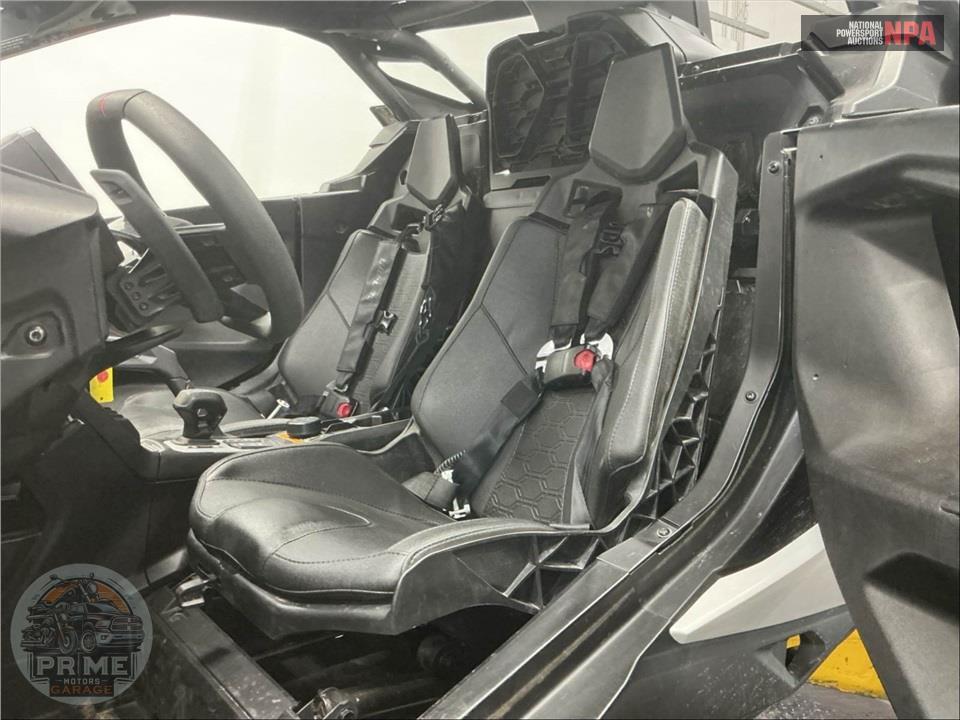 2024 Can-Am MAVERICK R X RS — фото 34