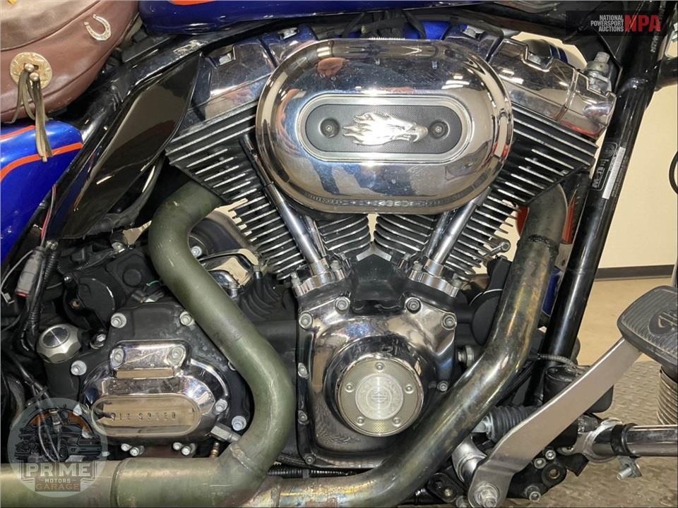 2010 Harley-Davidson FLHTCUTG TRIGLIDE ULTRA CLASSIC — фото 6