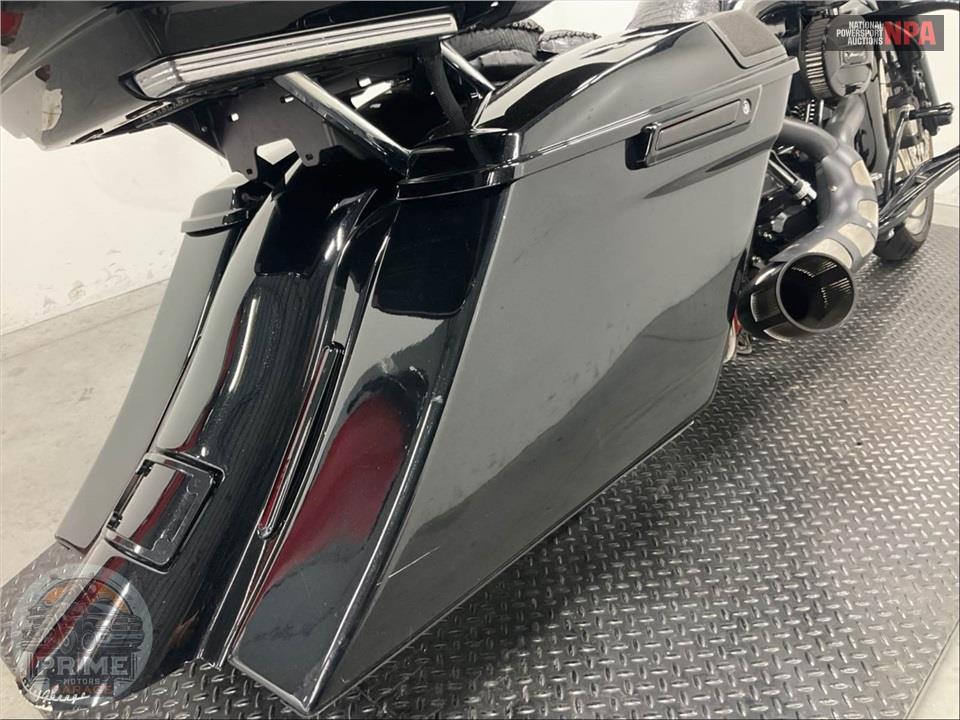 2016 Harley-Davidson FLHXSE CVO STREET GLIDE SPECIAL — фото 24