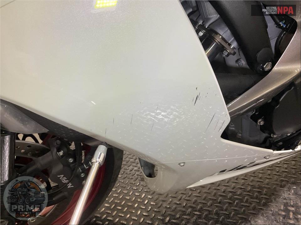 2025 Kawasaki ZX636KSFAL NINJA ZX-6R — фото 23