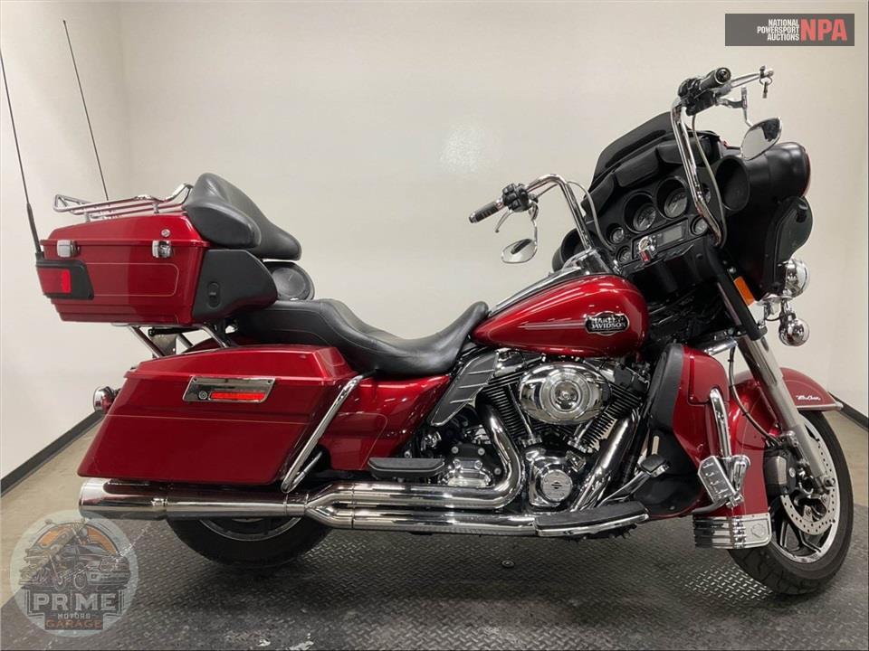 2013 Harley-Davidson FLHTCU UL CLSC EL GLIDE — фото 1