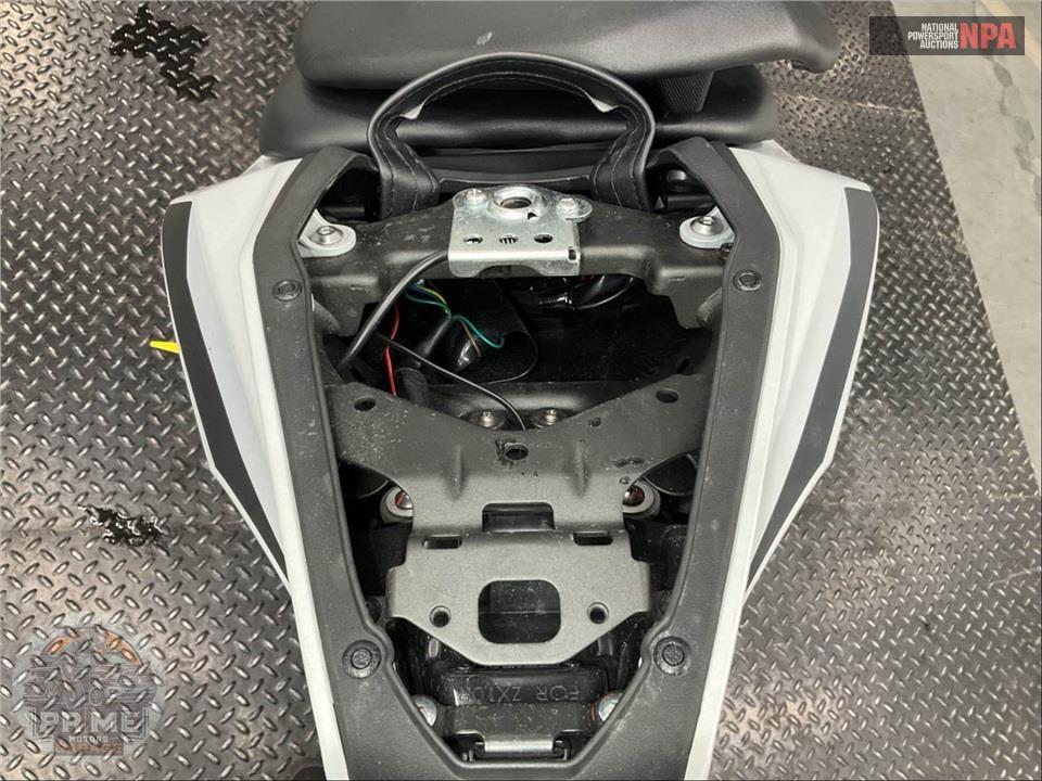 2025 Kawasaki ZX400SSFAL NINJA ZX-4RR (ABS) — фото 14