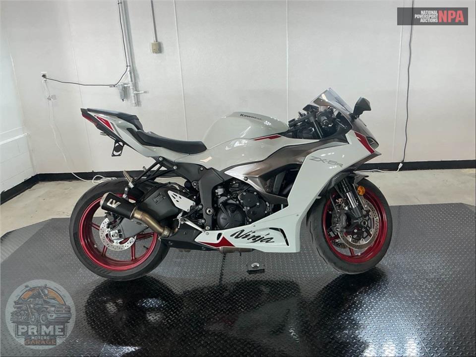 2025 KAWASAKI ZX636KSFAL NINJA ZX-6R