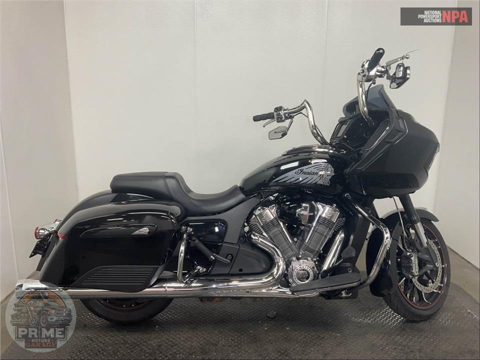 2022 INDIAN MOTORCYCLE CHALLENGER LIMITED (BLACK)
