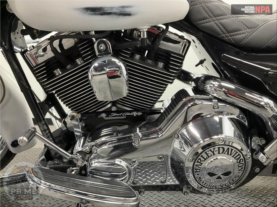 2006 Harley-Davidson FLHXI STREET GLIDE — фото 7