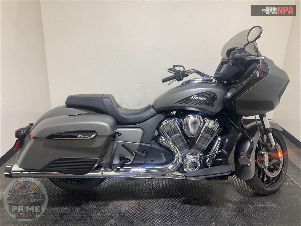 2021 INDIAN MOTORCYCLE CHALLENGER (METALLIC SMOKE)