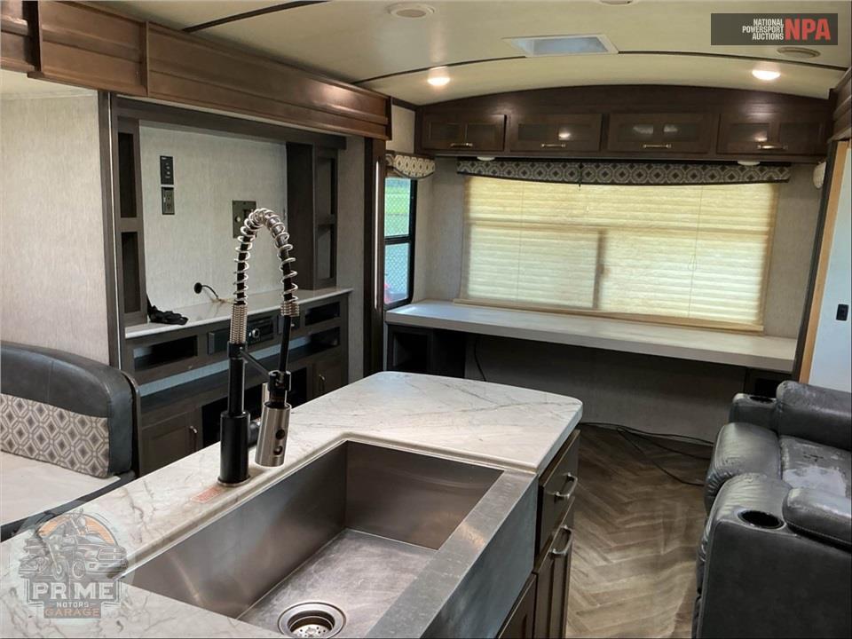 2020 Aerolite M-3373RL - ASTORIA SERIES — фото 9