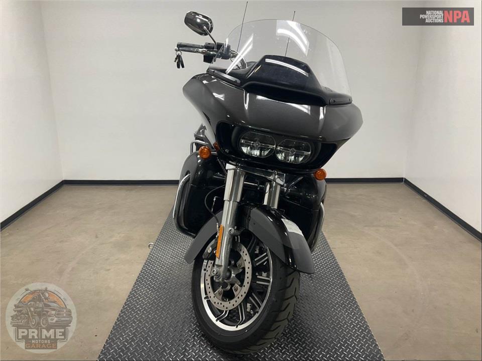2019 Harley-Davidson FLTRU ROAD GLIDE ULTRA — фото 2