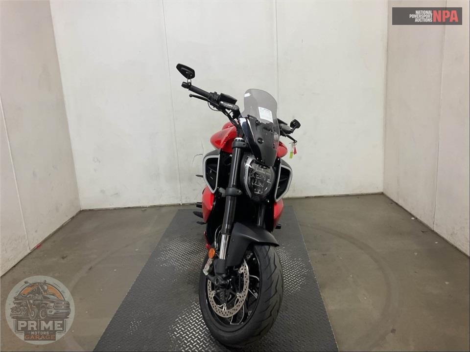 2024 Ducati DIAVEL V4 — фото 2