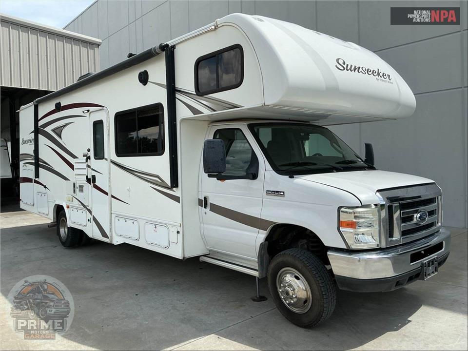2017 SUNSEEKER BY FOREST RIVER M-3050S FORD E450 6.8 LITER