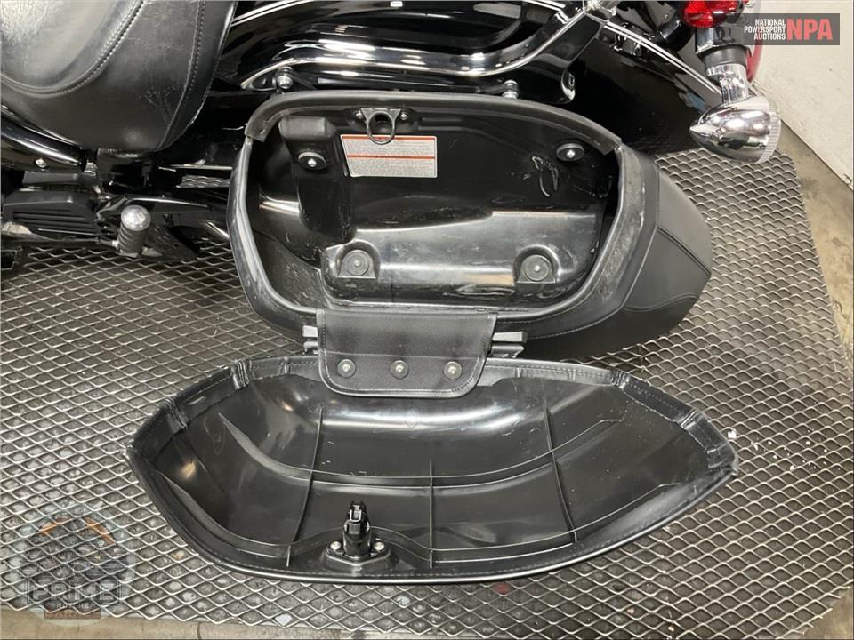 2014 Yamaha XVS13CTEB/C V-STAR TOURER — фото 16