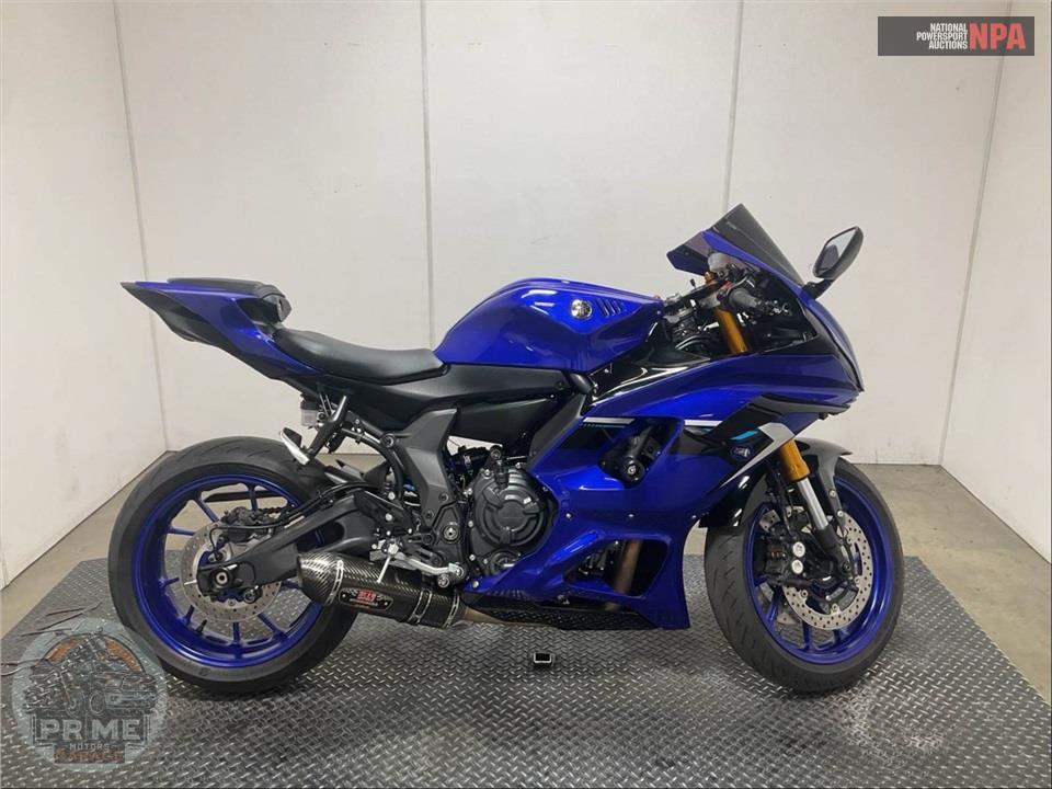 2025 Yamaha YZF-R7 — фото 1