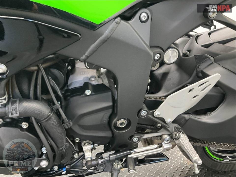 2025 Kawasaki ZX636JSFAL NINJA ZX-6R KRT (ABS) — фото 10