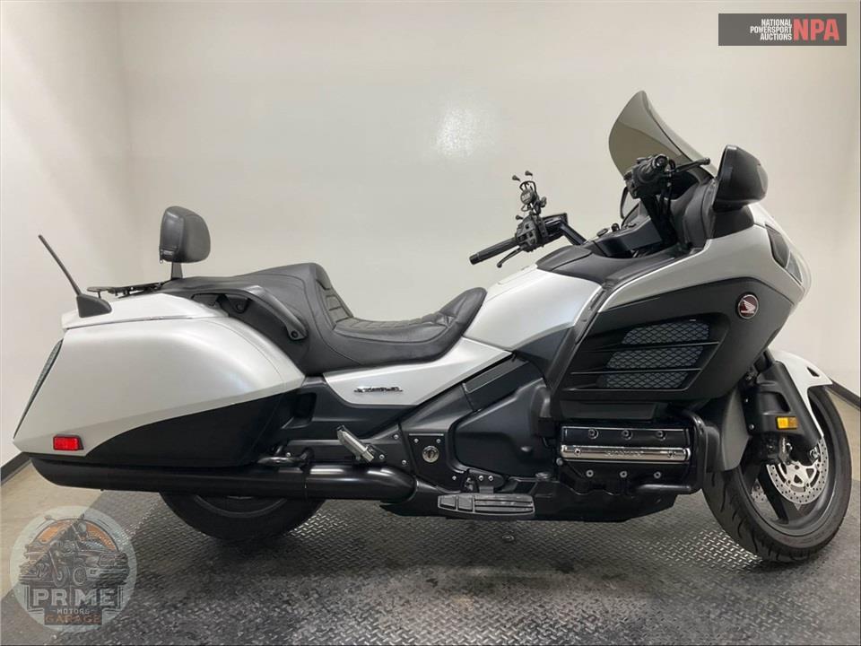 2016 Honda GL1800BG GOLDWING F6B — фото 1