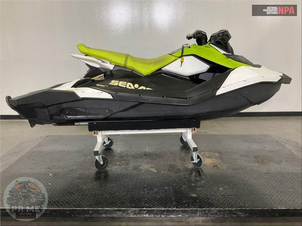 2023 Seadoo/Brp SPARK 2UP TRIXX — фото 1