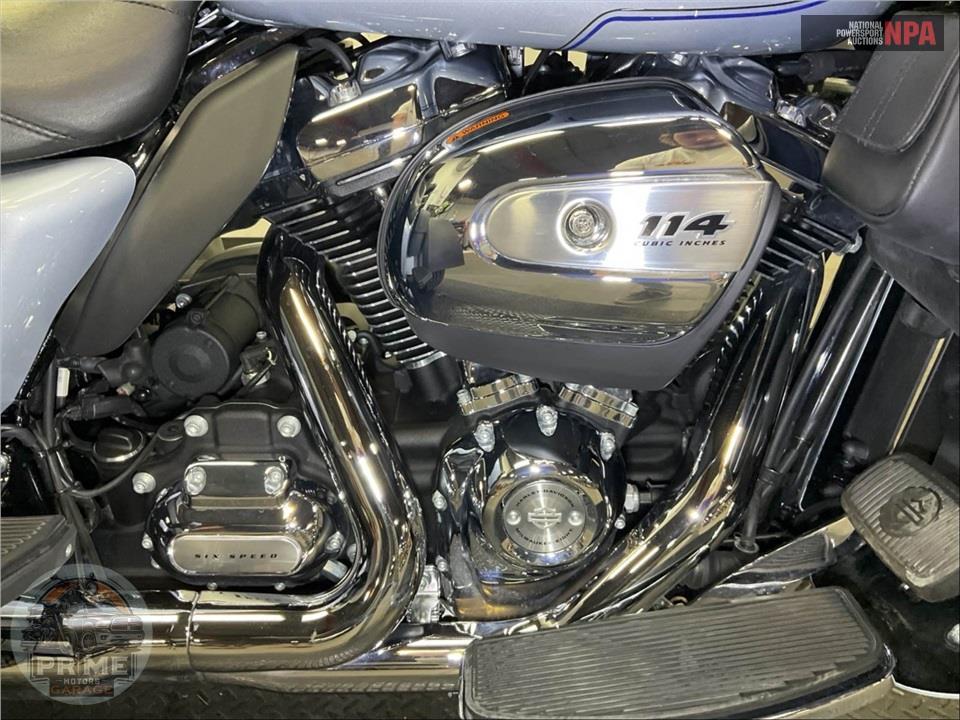 2023 Harley-Davidson FLHTCUTG TRI GLIDE ULTRA CLASSIC — фото 6