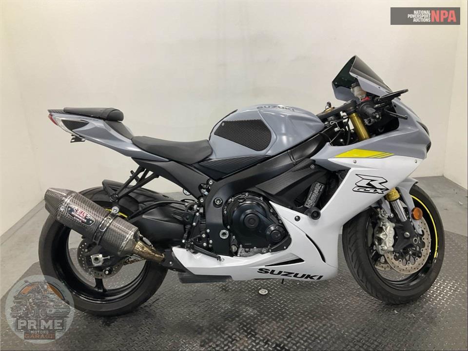2022 Suzuki GSX-R750 — фото 1