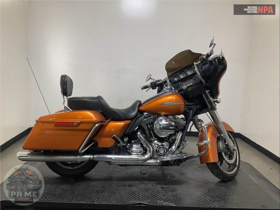 2014 Harley-Davidson FLHXS STREET GLIDE — фото 1