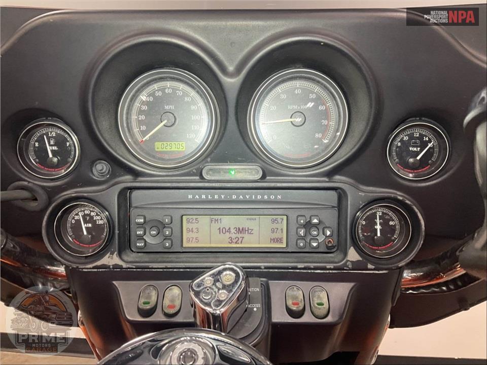2013 Harley-Davidson FLHTCUTG TRIGLIDE UL CLSC — фото 5
