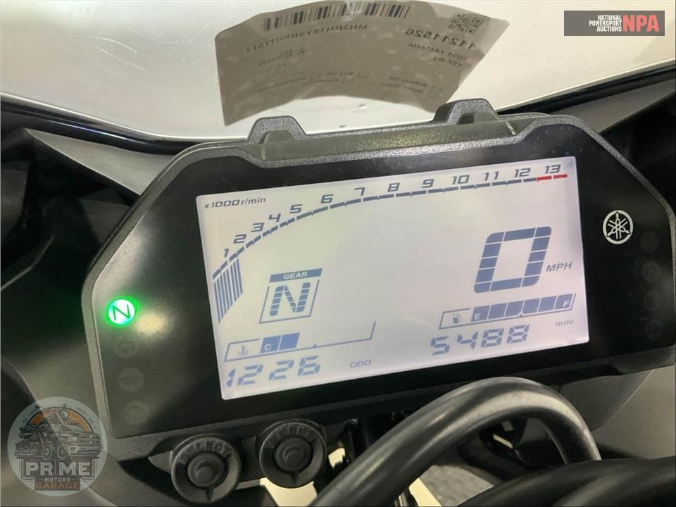 2024 Yamaha YZF-R3 — фото 5