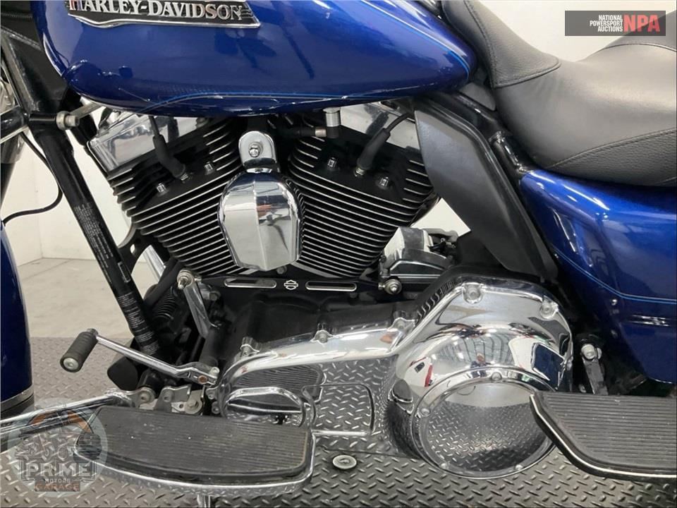2016 Harley-Davidson FLHTCU ULTRA CLASSIC ELECTRA GLIDE — фото 7
