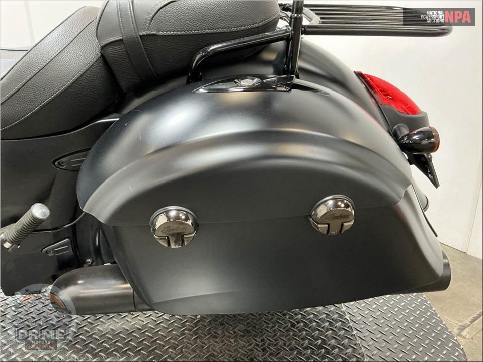 2019 Indian Motorcycle SPRINGFIELD DARK HORSE (THUNDER BLACK SMOKE) — фото 17