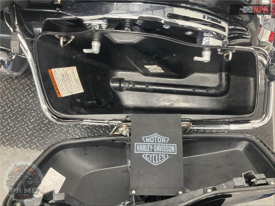 2015 Harley-Davidson FLHP POLICE ROAD KING — фото 20