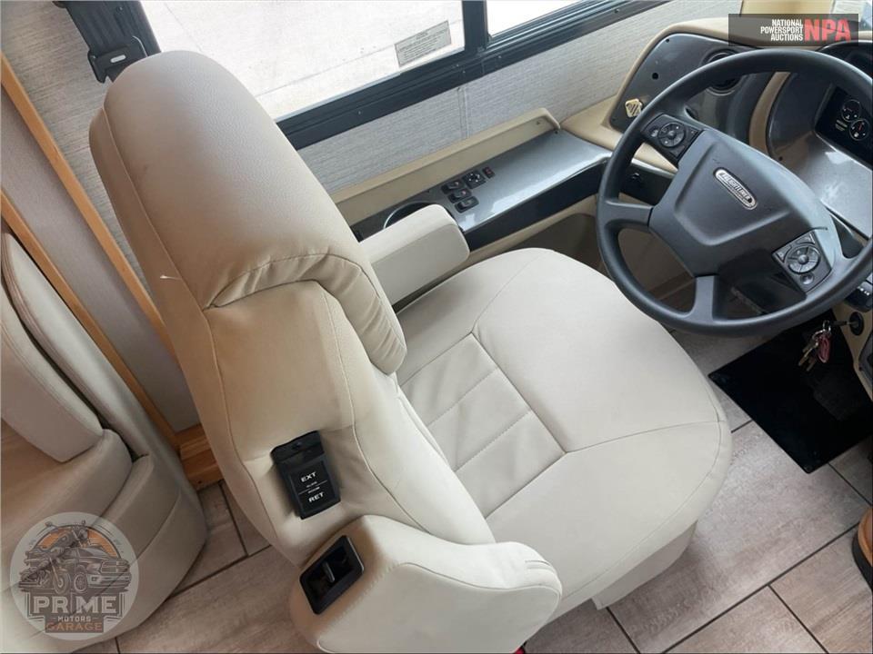 2022 Allegro M-38LL FREIGHTLINER 340HP - ALLEGRO RED 340 SERIES — фото 15