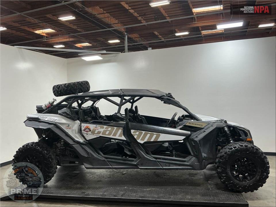 2023 Can-Am MAVERICK X3 MAX DS TURBO 64 (TAN/BLACK) — фото 1