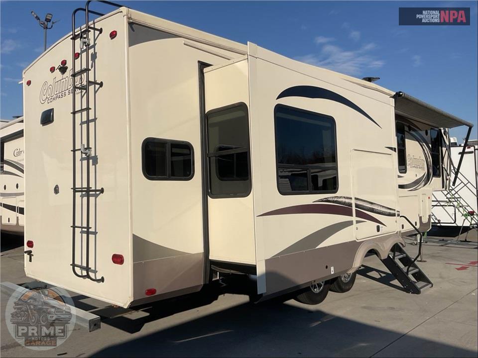 2019 Palomino By Forest River M-297RKC - COLUMBUS C-SERIES FIFTH WHEEL SERIES — фото 2