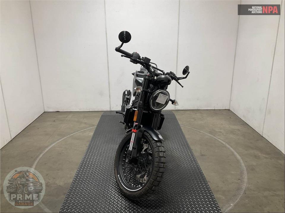 2022 Husqvarna SVARTPILEN 401 — фото 2