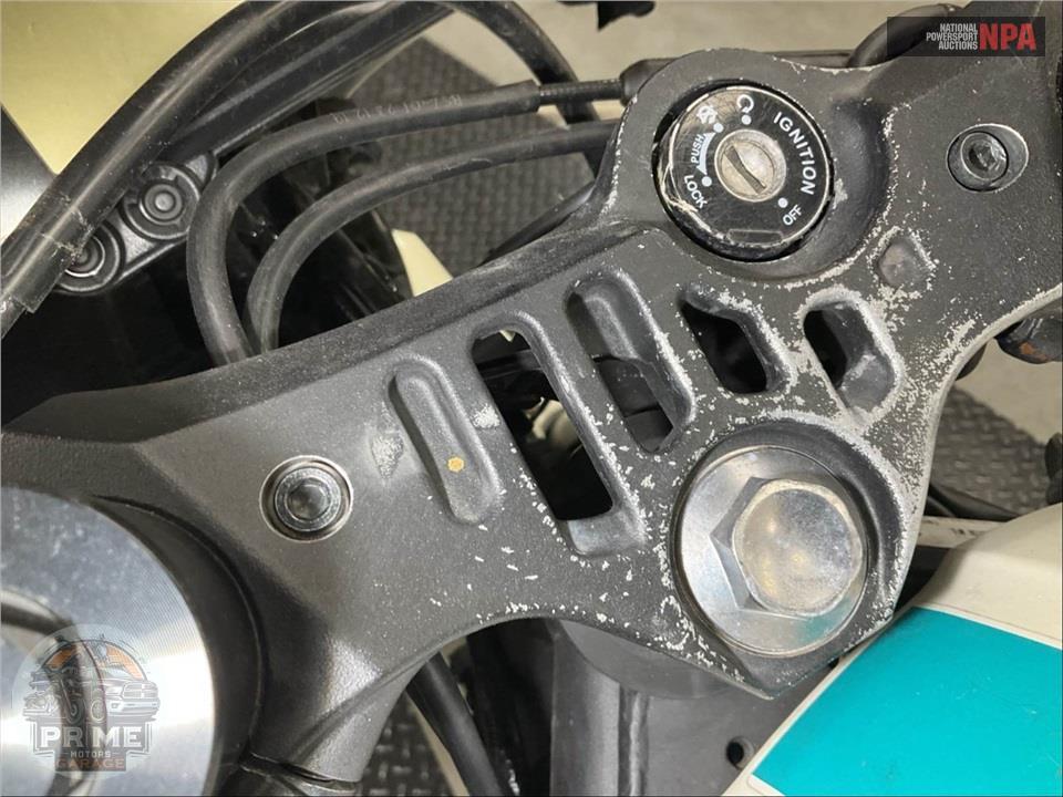 2024 Yamaha YZF-R3 — фото 12