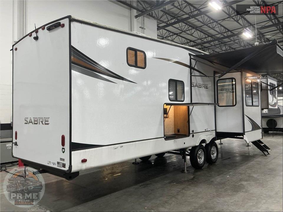 2024 Sabre By Forest River M-37FLH - FIFTH WHEEL SERIES — фото 4