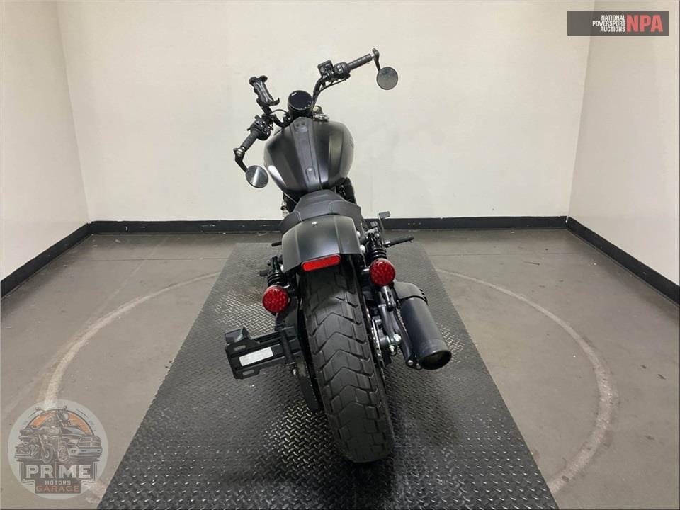 2025 Indian Motorcycle SCOUT BOBBER LIMITED (SMOKE) — фото 4