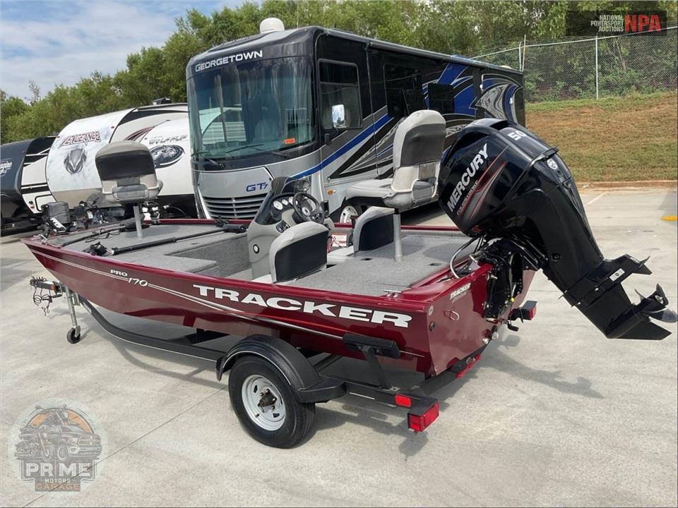2018 Tracker Marine PRO 170(**) L=17/E=1 50HP MERC OB — фото 3