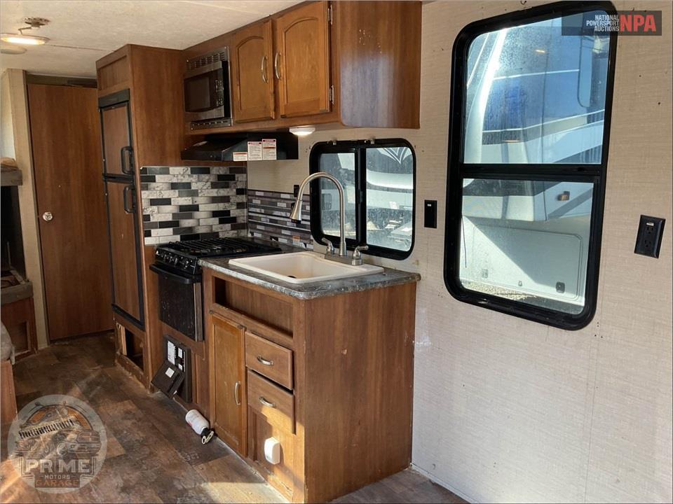 2016 Keystone Rv M-2600TB SUMMERLAND SERIES — фото 7