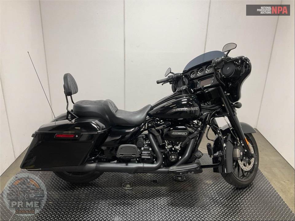 2018 Harley-Davidson FLHXS STREET GLIDE SPECIAL — фото 1