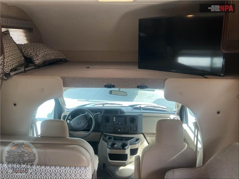 2018 Thor Motor Coach M-23H E350-V10 FREEDOM ELITE SERIES — фото 14