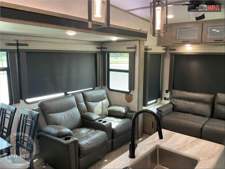 2020 Salem By Forest River M-369BL - HEMISPHERE FIFTH WHEEL SERIES — фото 7