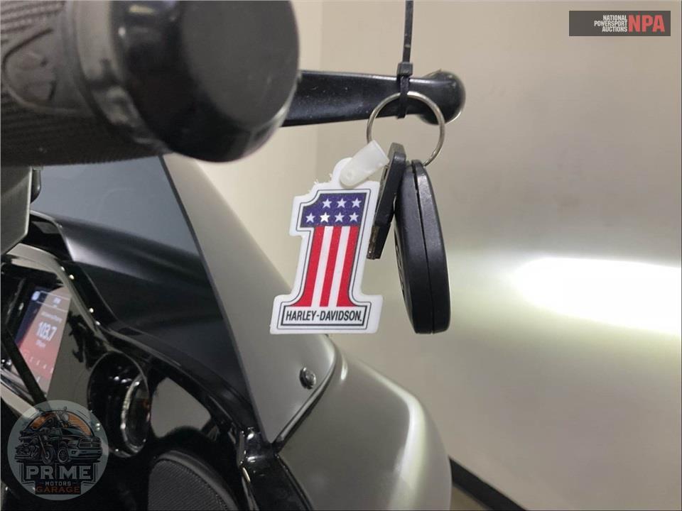 2020 Harley-Davidson FLTRXS ROAD GLIDE SPECIAL — фото 13