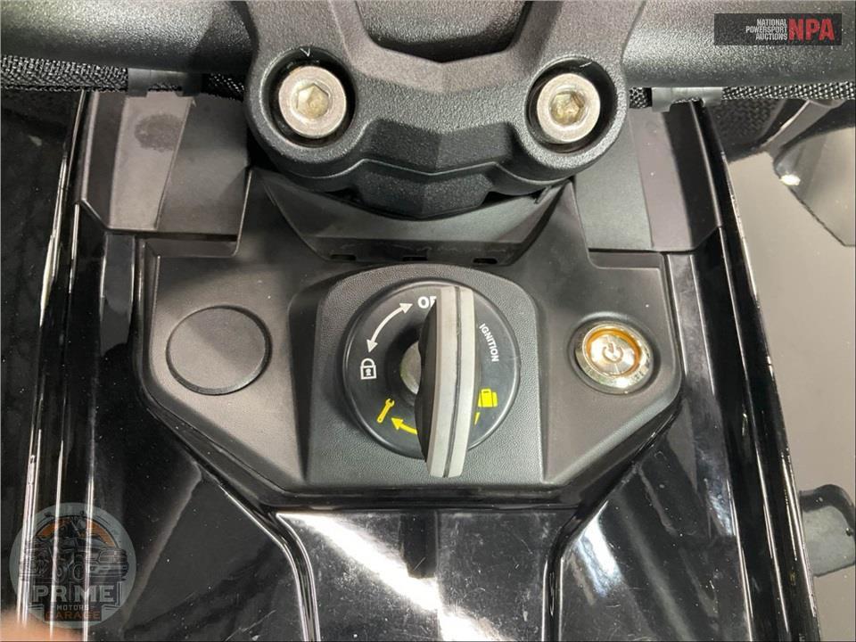 2021 Can-Am SPYDER F3 LIMITED SE6 — фото 10