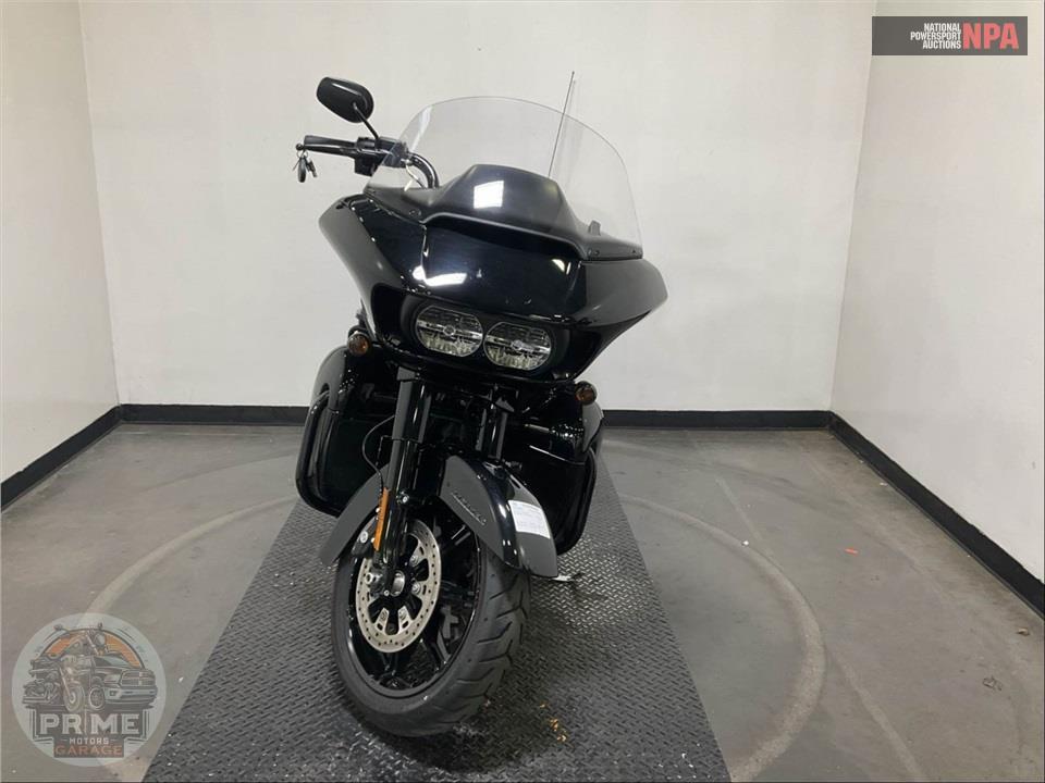 2023 Harley-Davidson FLTRK ROAD GLIDE LIMITED — фото 2