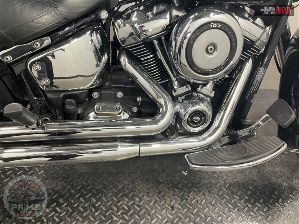 2021 Harley-Davidson FLHC HERITAGE CLASSIC — фото 6